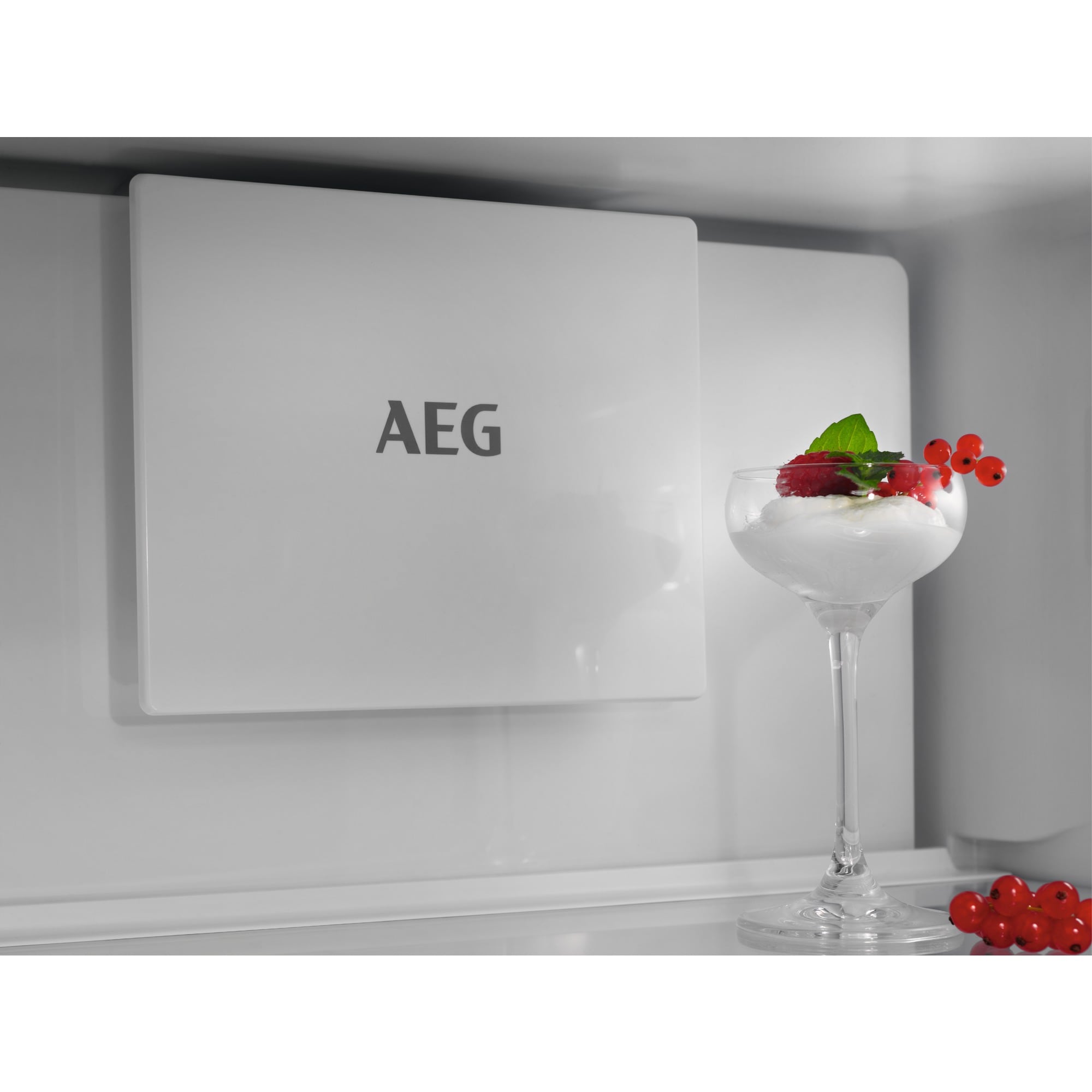 AEG EK6E18S Kühl- / Gefrierkombination