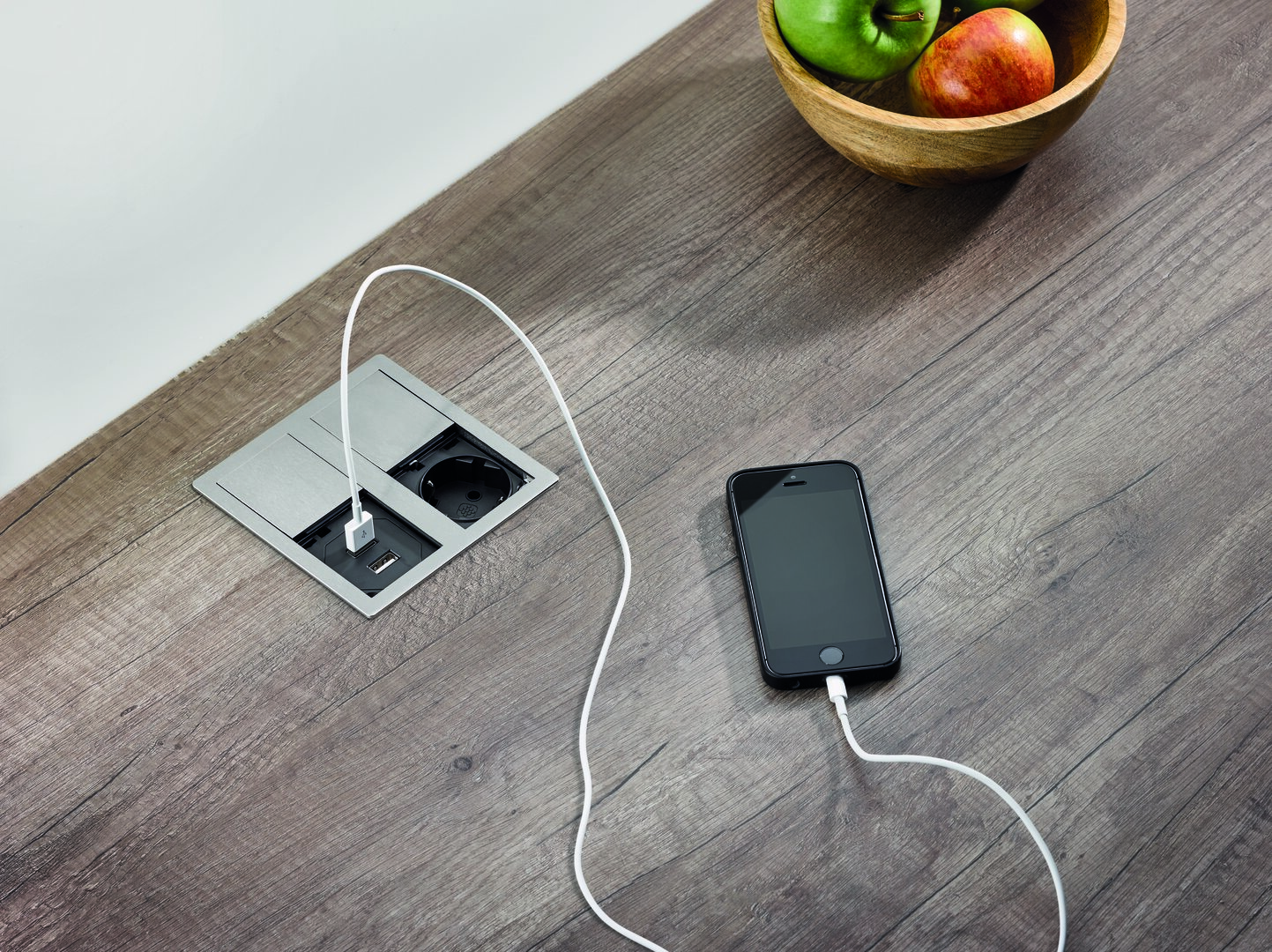 Naber VersaHit Dual USB A/C