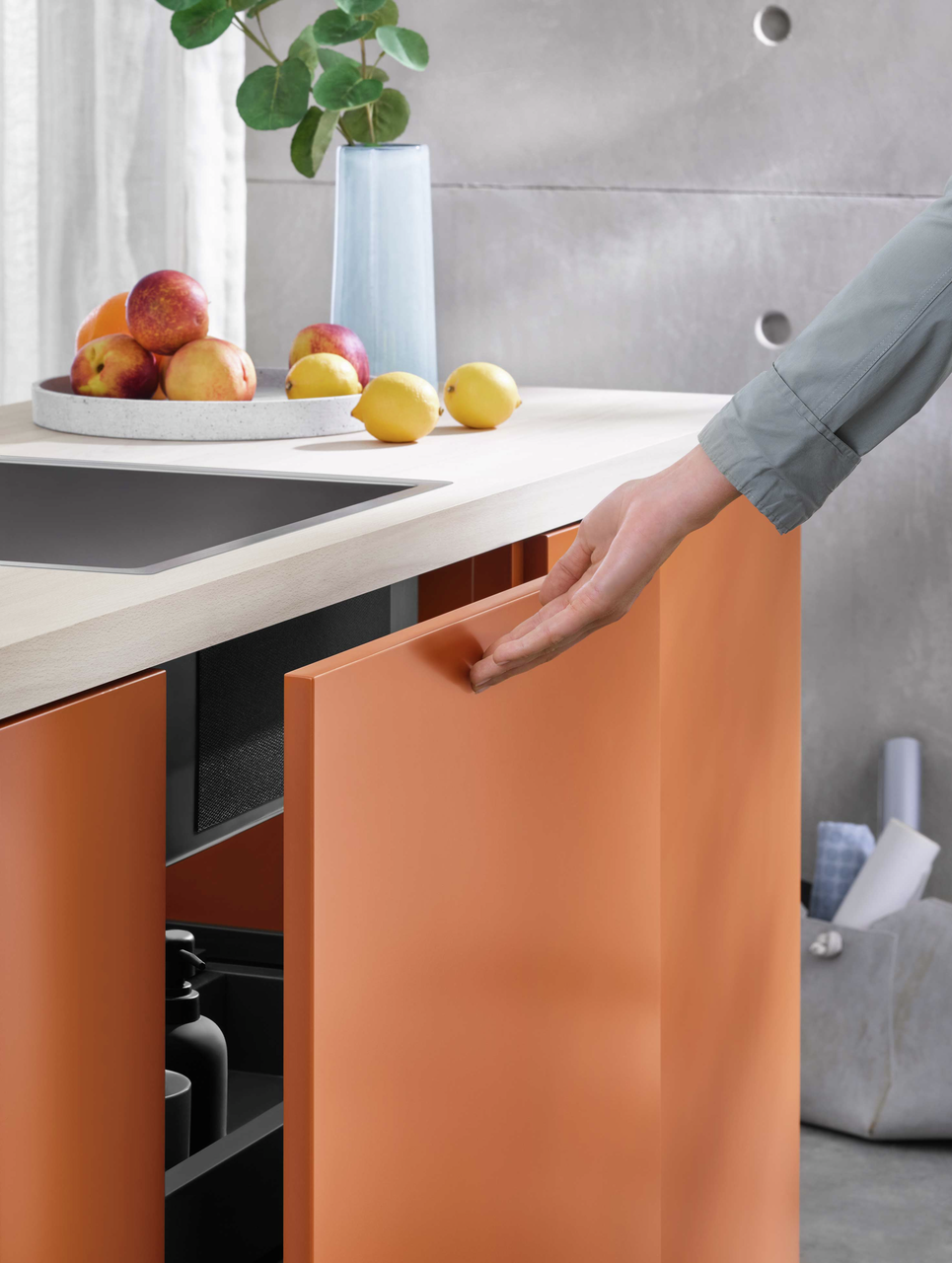 Cox Cick-E® 600, Auswerfer für Frontauszüge, B 600 mm, dunkelgrau/chrom matt