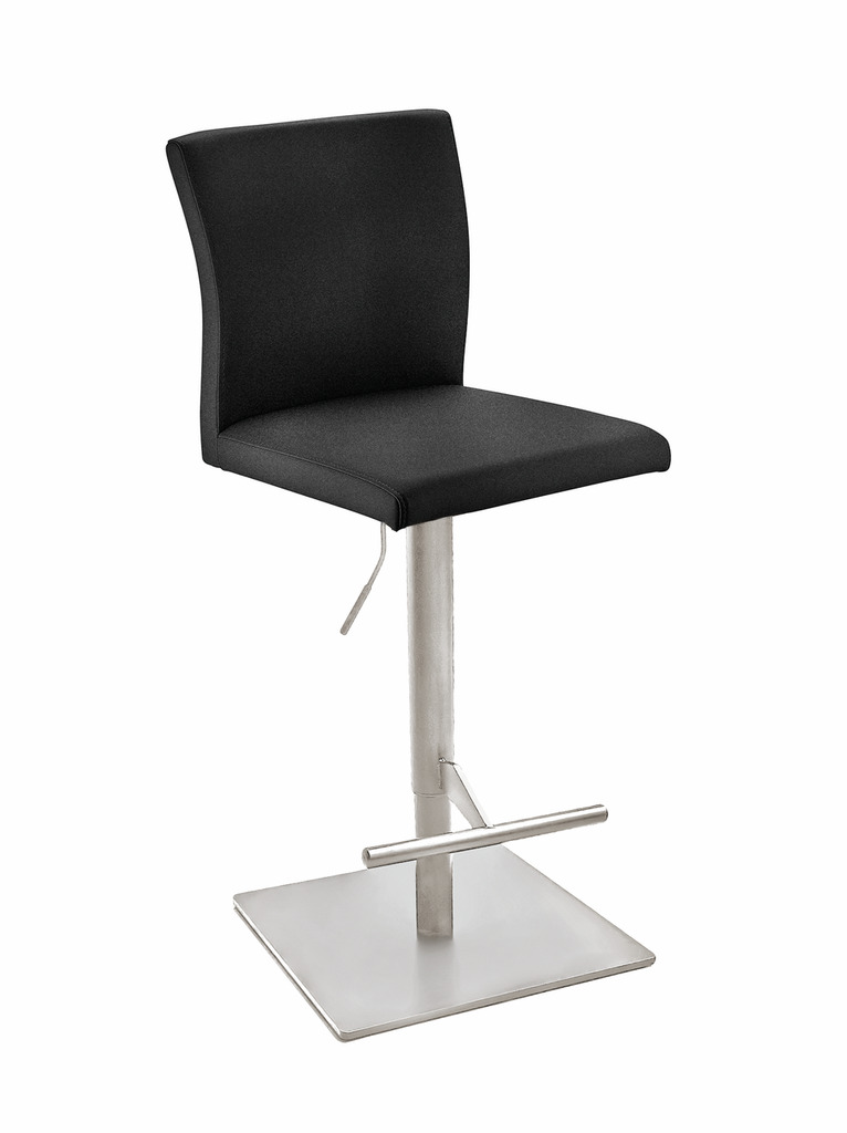 Naber Buono KM, Hocker